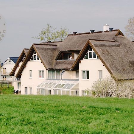 Ferienwohnung 5 Im Strandhaus Lobbe Luaran gambar